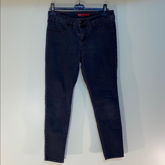 Elle Jeans - Picture 3 of 9